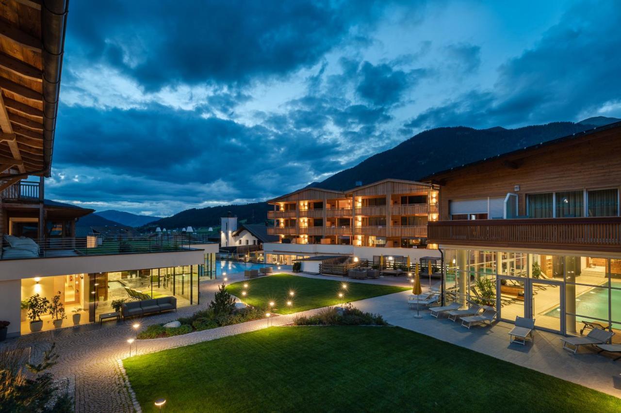 Alpine Nature Hotel Stoll Planca di Sopra Eksteriør billede